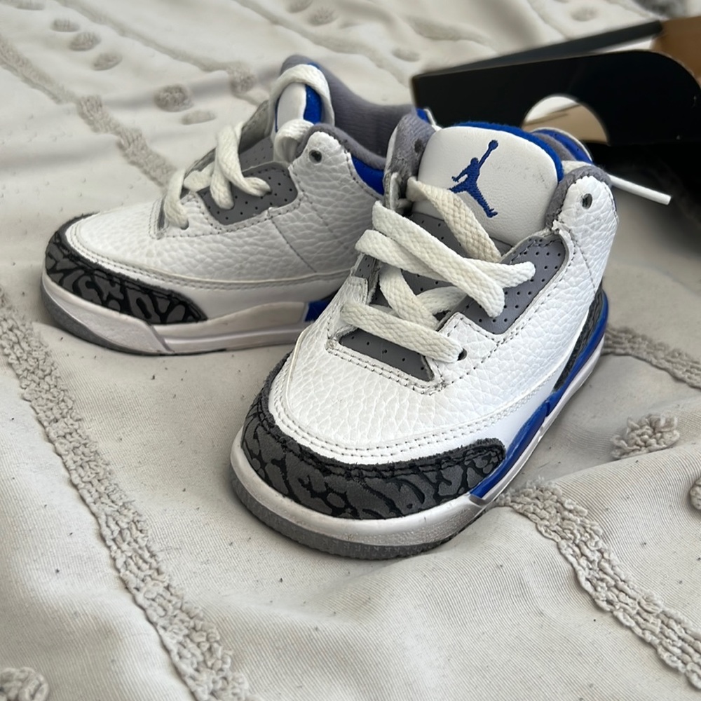 Jordan 3 Retro,
